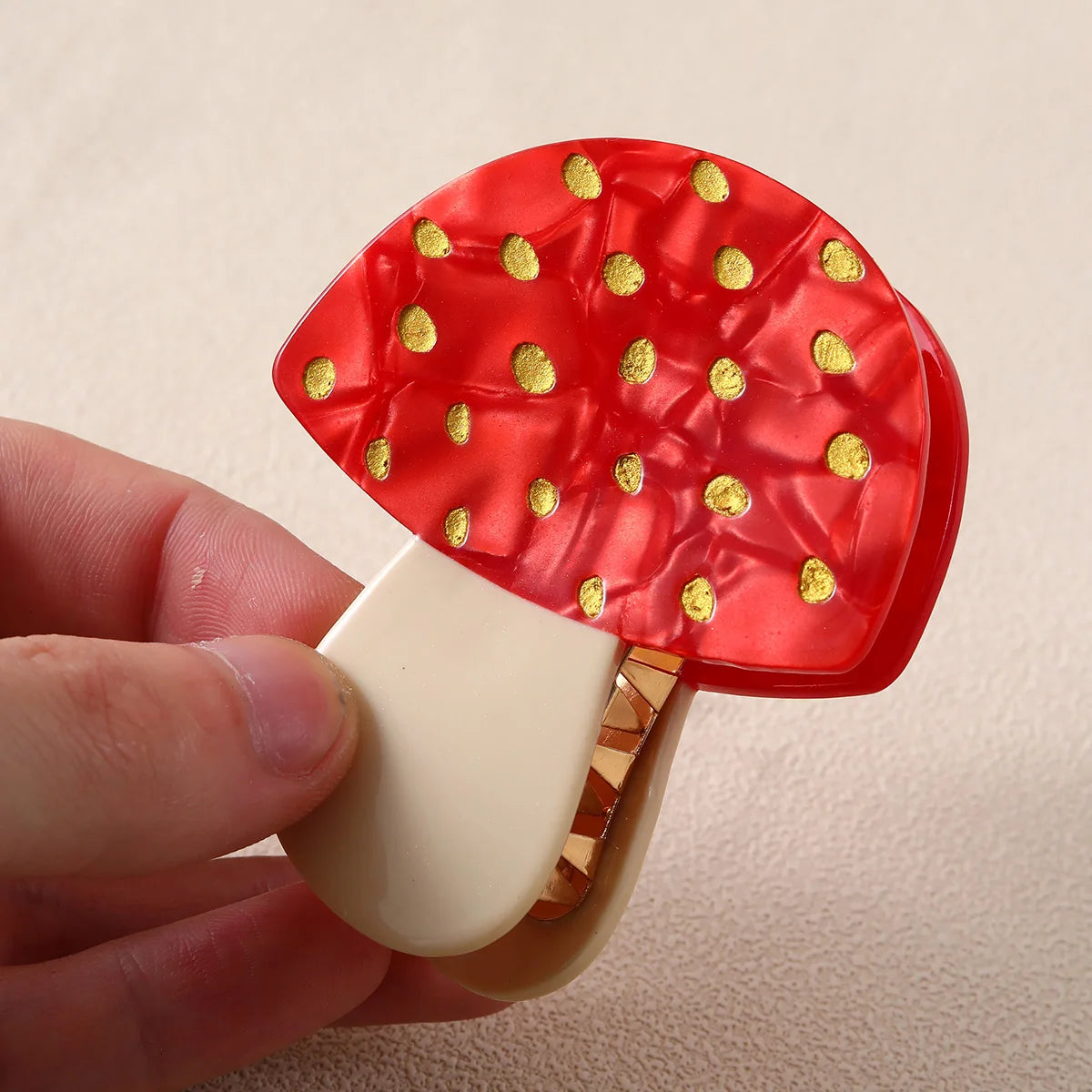 1 piece mushroom hair claw clip|hair clip|barrette|hair accessories